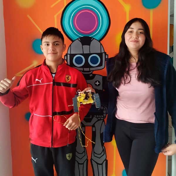 Primera Competencia Interna de Robótica